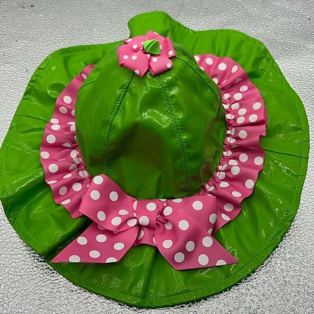 Little sprout Mud Pie infant sun hat green and pink 12-18 months